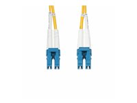 StarTech.com 5m (16.4ft) LC to LC (UPC) OS2 Single Mode Duplex Fiber Optic Cable, 9/125µm, Laser Optimized, 10G, Bend Insensitive, Low Insertion Loss - LSZH Fiber Patch Cord (SMDOS2LCLC5M) - Koblingskabel - LC/UPC-enkeltmodus (hann) til LC/UPC-enkeltmodus (hann) - 5 m - 2 mm - fiberoptisk - dupleks - 9 / 125 micron - OS1/OS2 - halogenfri, passiv - gul SMDOS2LCLC5M